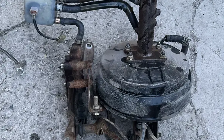 Тормозной цилиндр вакуум главный сцепления пидали Тойота за 125 000 тг. в Алматы