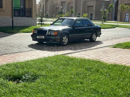 Mercedes-Benz E 280 1992 года за 2 300 000 тг. в Алматы – фото 2