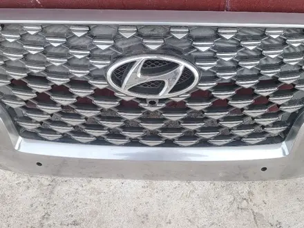 Решётка радиатора на HYUNDAI KIA за 10 000 тг. в Шымкент