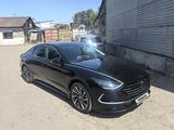 Hyundai Sonata 2023 года за 12 000 000 тг. в Алматы – фото 2