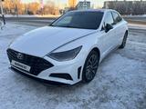 Hyundai Sonata 2021 годаfor12 000 000 тг. в Актобе – фото 2