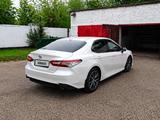 Toyota Camry 2021 годаүшін19 300 000 тг. в Астана – фото 3