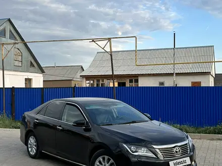 Toyota Camry 2014 года за 8 300 000 тг. в Уральск – фото 7