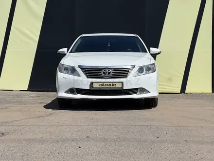 Toyota Camry 2014 года за 8 600 000 тг. в Павлодар – фото 2