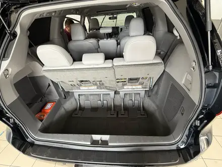 Toyota Sienna 2017 года за 9 500 000 тг. в Атырау – фото 9
