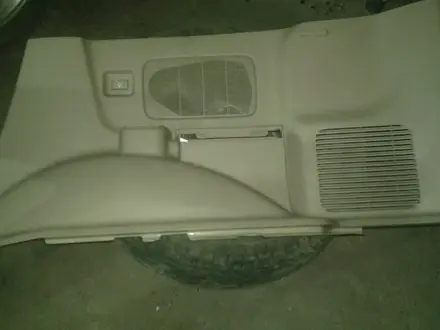 Обшивка багажника правая на gx470 за 15 000 тг. в Алматы