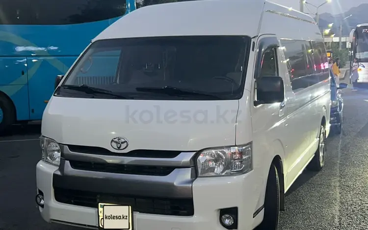 Toyota Hiace 2016 года за 17 000 000 тг. в Алматы
