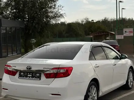 Toyota Camry 2013 года за 7 800 000 тг. в Шымкент – фото 12