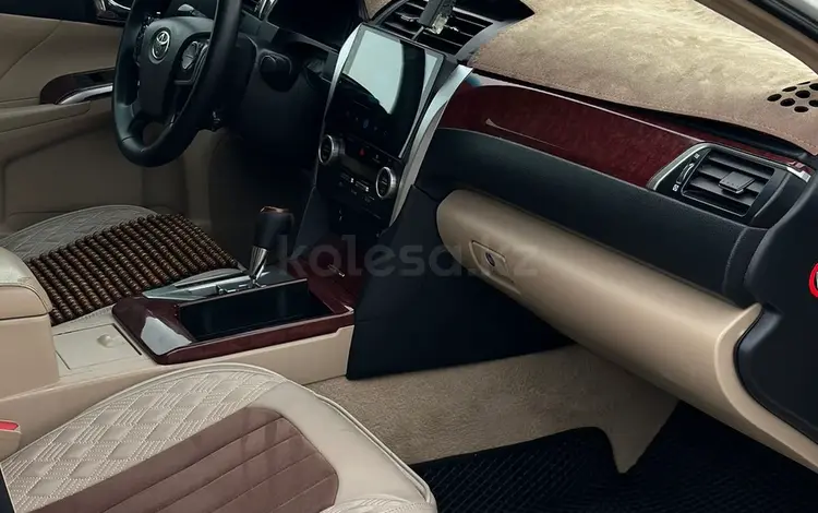 Toyota Camry 2013 годаүшін7 800 000 тг. в Шымкент