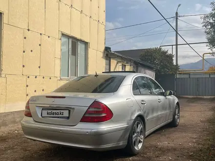 Mercedes-Benz E 320 2002 года за 5 700 000 тг. в Алматы – фото 3