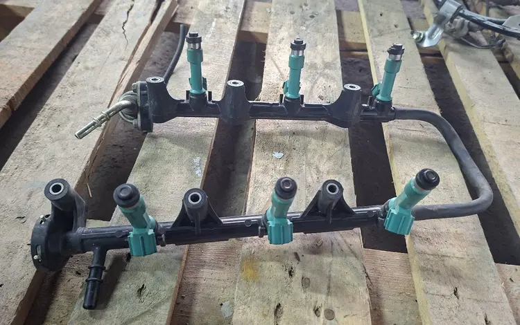 Форсунки двигателя 1gr fe за 120 000 тг. в Алматы