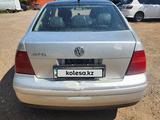 Volkswagen Jetta 2002 года за 1 400 000 тг. в Уральск – фото 3