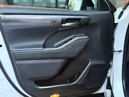 Toyota Highlander 2023 года за 29 950 000 тг. в Астана – фото 12