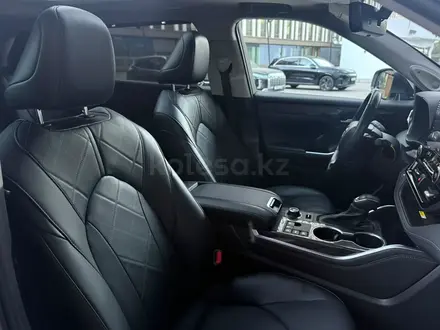 Toyota Highlander 2023 года за 29 950 000 тг. в Астана – фото 9