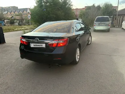 Toyota Camry 2011 года за 9 200 000 тг. в Кокшетау – фото 2