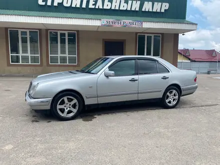 Mercedes-Benz E 320 1999 года за 3 500 000 тг. в Алматы – фото 6