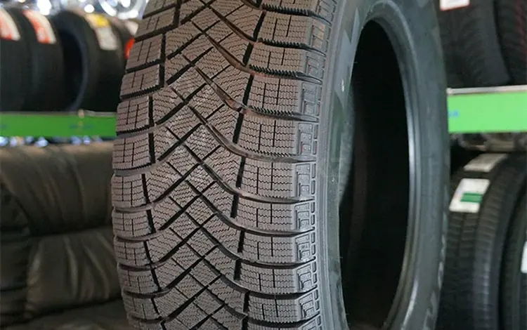 285/50/20 Pirelli Ice Zero за 530 000 тг. в Алматы