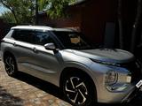 Mitsubishi Outlander 2023 года за 17 800 000 тг. в Актобе – фото 2
