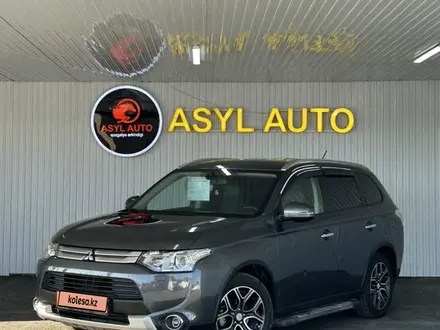 Mitsubishi Outlander 2015 года за 7 390 000 тг. в Шымкент