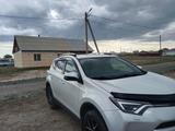 Toyota RAV4 2019 года за 13 000 000 тг. в Семей – фото 5