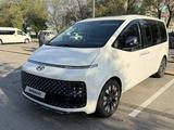 Hyundai Staria 2023 года за 21 500 000 тг. в Алматы