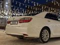 Toyota Camry 2015 годаүшін11 000 000 тг. в Актобе – фото 14