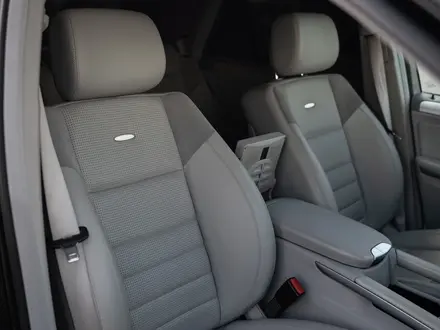 Mercedes-Benz ML 63 AMG 2006 года за 13 800 000 тг. в Астана – фото 21