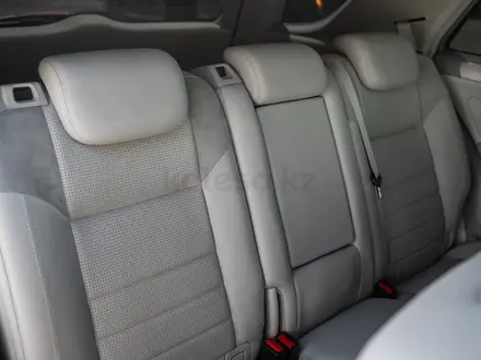 Mercedes-Benz ML 63 AMG 2006 года за 13 800 000 тг. в Астана – фото 37