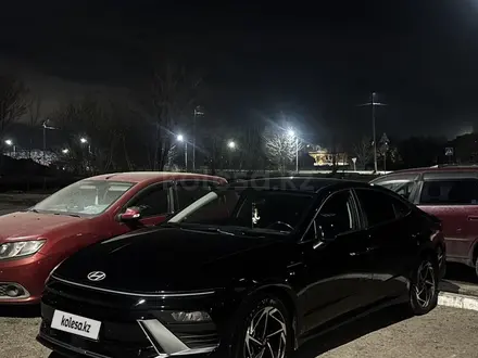 Hyundai Sonata 2024 года за 13 500 000 тг. в Караганда