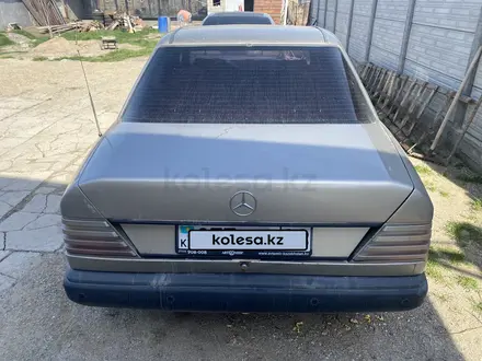 Mercedes-Benz E 300 1988 года за 1 000 000 тг. в Тараз – фото 6