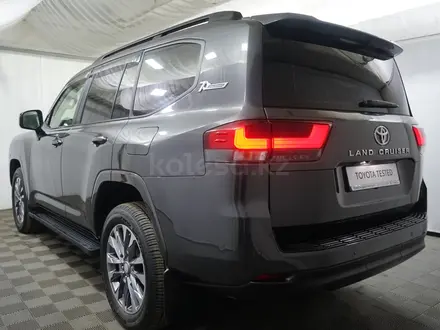 Toyota Land Cruiser 2021 года за 40 500 000 тг. в Алматы – фото 2