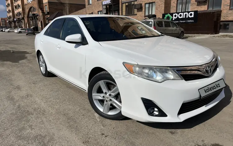 Toyota Camry 2012 года за 8 100 000 тг. в Актобе