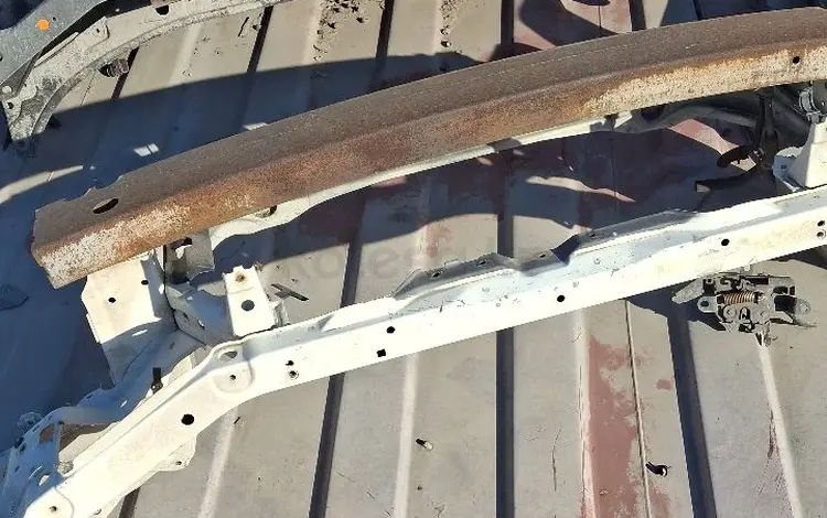 Усилитель бампера за 10 000 тг. в Алматы