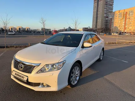 Toyota Camry 2012 года за 9 000 000 тг. в Астана