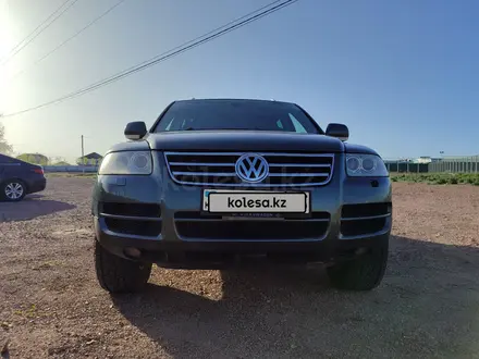 Volkswagen Touareg 2004 года за 4 500 000 тг. в Алматы – фото 3