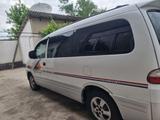 Hyundai Starex 2002 года за 2 500 000 тг. в Шымкент – фото 2