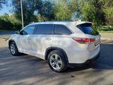 Toyota Highlander 2017 года за 16 000 000 тг. в Уральск – фото 4