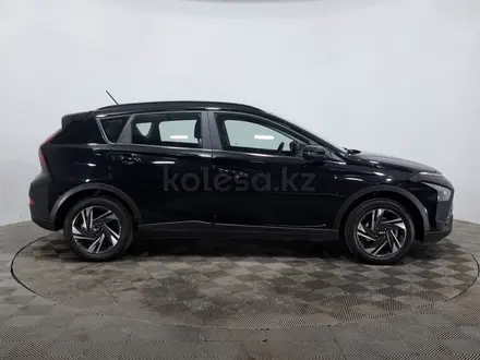 Hyundai Bayon 2023 года за 6 700 000 тг. в Астана – фото 4