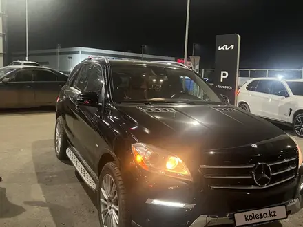 Mercedes-Benz ML 350 2014 года за 13 900 000 тг. в Караганда