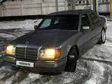 Mercedes-Benz E 230 1990 года за 1 800 000 тг. в Алматы