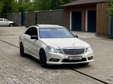 Mercedes-Benz E 300 2010 года за 8 500 000 тг. в Актобе – фото 2