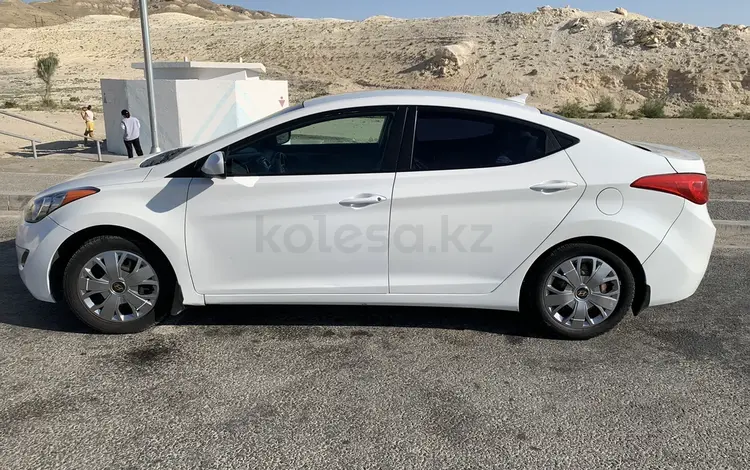 Hyundai Elantra 2012 года за 4 400 000 тг. в Атырау