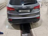 Hyundai Santa Fe 2013 года за 8 400 000 тг. в Атырау – фото 4