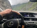 Lexus ES 300h 2015 года за 9 200 000 тг. в Жанаозен – фото 3