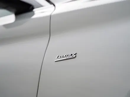 BMW 520 2018 года за 13 800 000 тг. в Алматы – фото 4