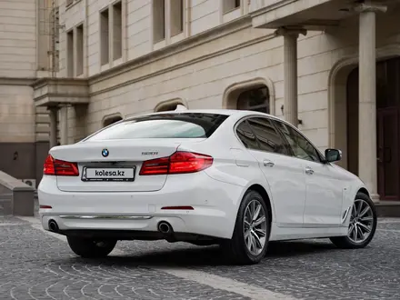 BMW 520 2018 года за 13 800 000 тг. в Алматы – фото 10