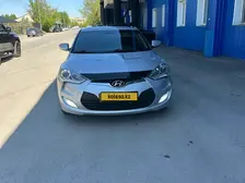 Hyundai Veloster, 2013