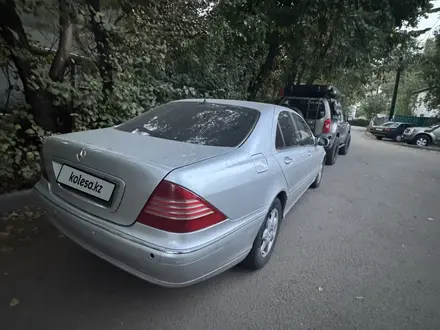 Mercedes-Benz S 320 1999 года за 2 800 000 тг. в Алматы – фото 4