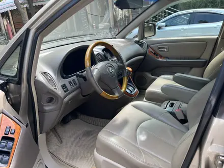 Lexus RX 300 2002 года за 6 200 000 тг. в Алматы – фото 9