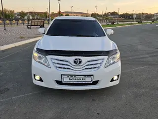 Toyota Camry, 2010